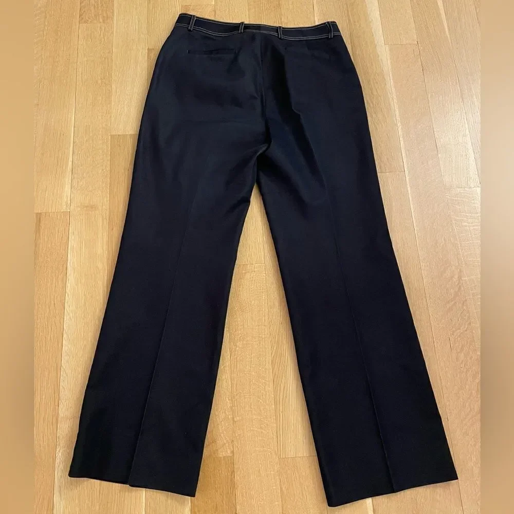 Tahari navy blue wide-legged pants.
